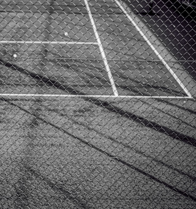 Tennis court fence